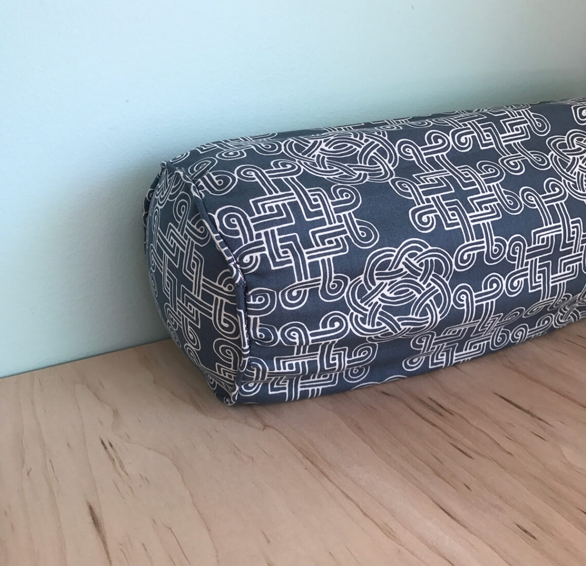 Bolster Pillow Cover Pattern & Tutorial Hipstitch Academy