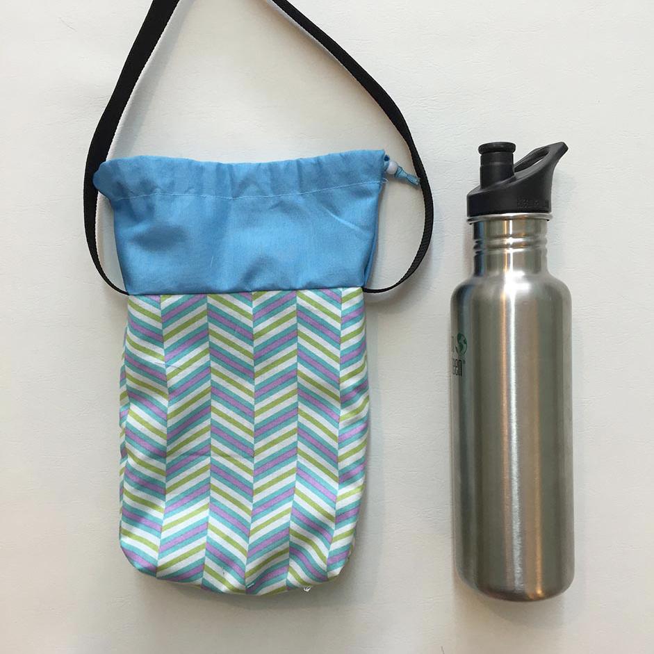 Making a backpack: sewing water bottle pockets 